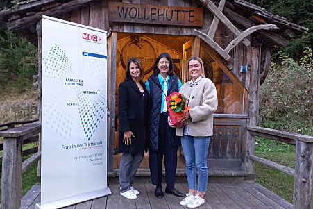 Frau in der Wirtschaft Lienz lud zur Betriebsbesichtigung der Villgrater Natur